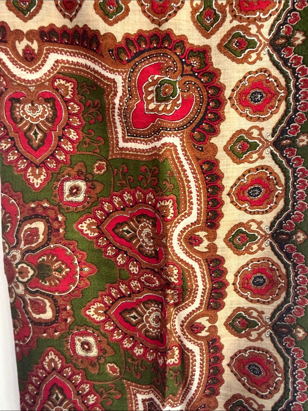 Pure Virgin Wool View 3